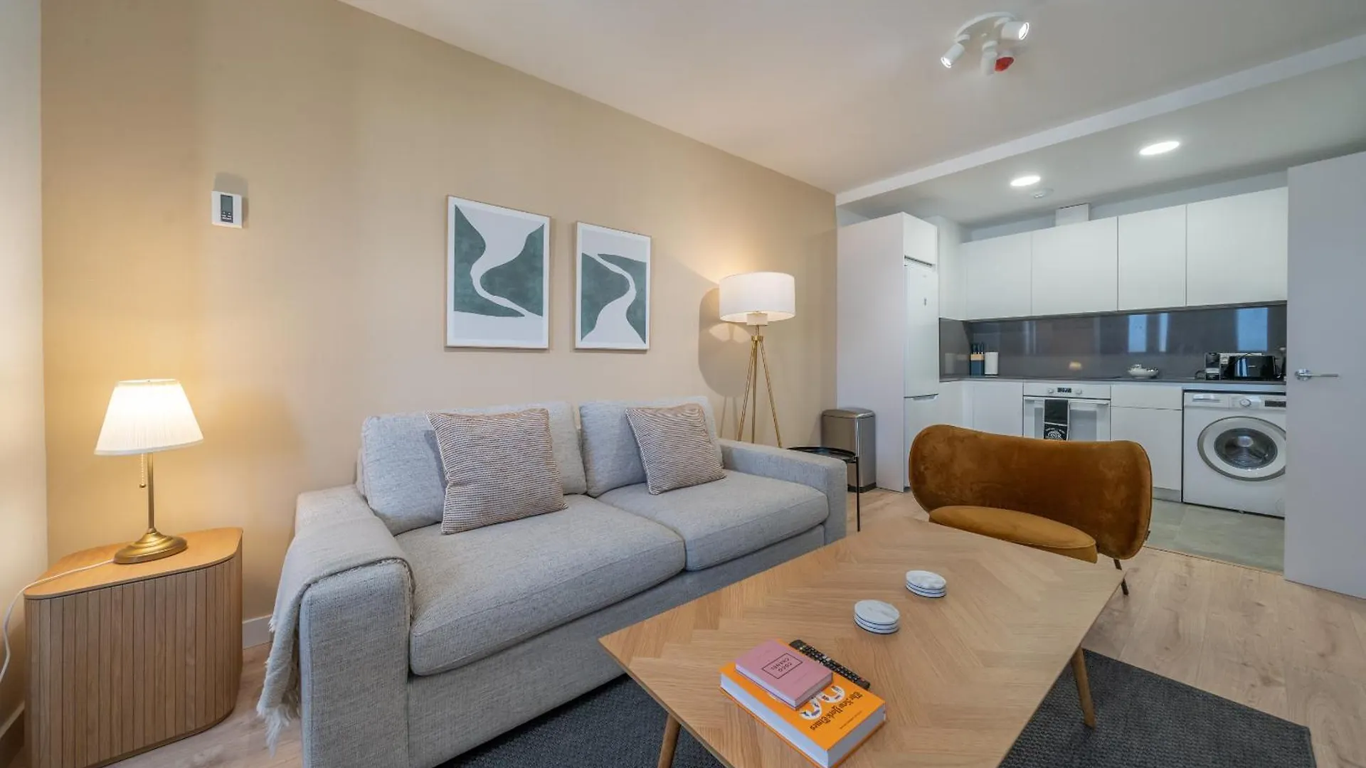 Xpce Urban 9 Malaga Skyline - Parking Free Apartment 0*,