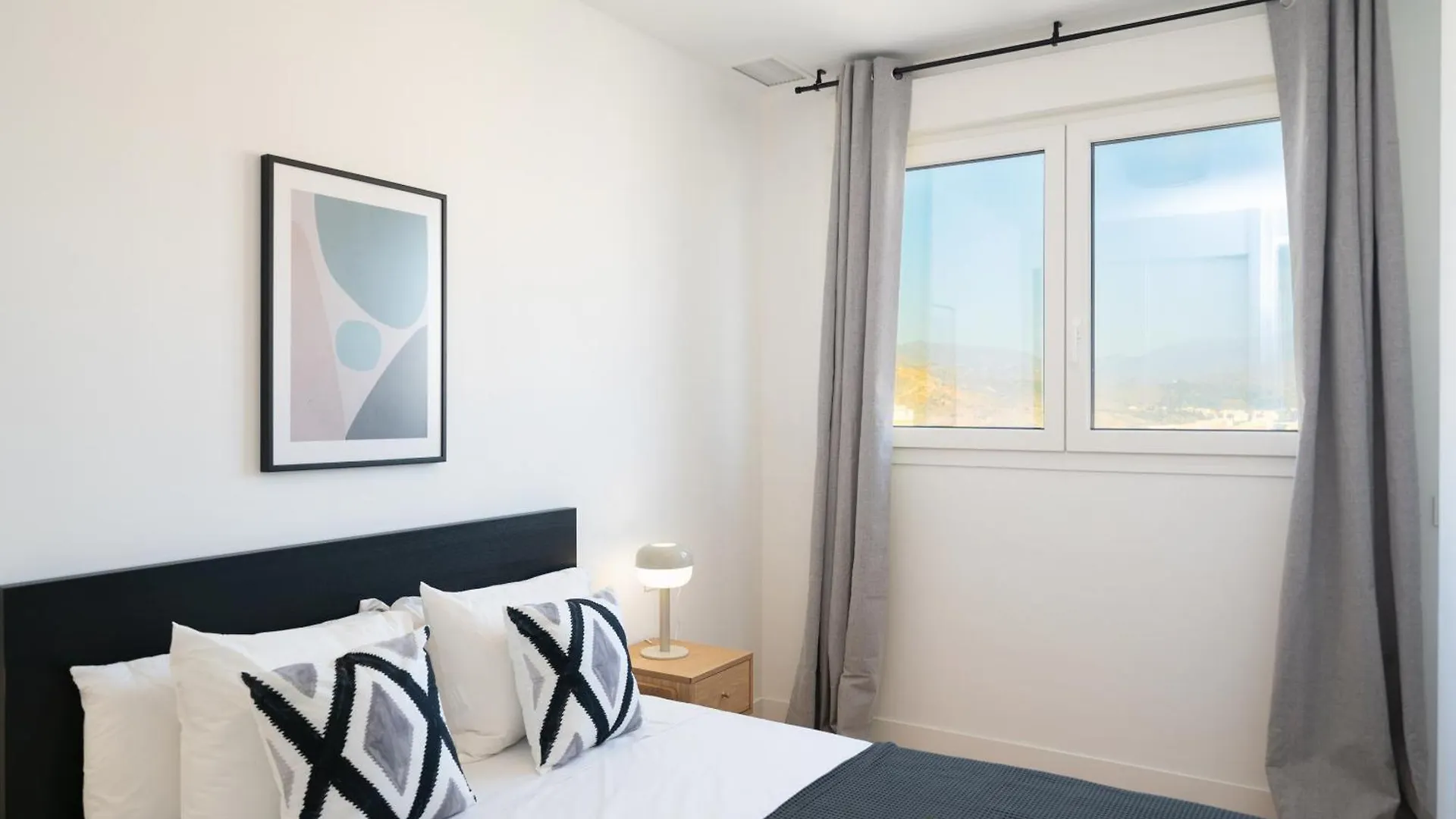 Ferienwohnung Xpce Urban 9 Malaga Skyline - Parking Free Apartment