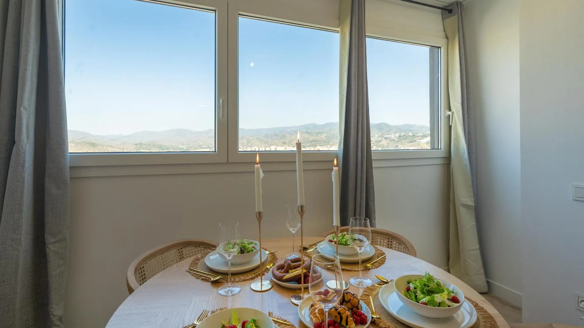 Ferienwohnung Xpce Urban 9 Malaga Skyline - Parking Free